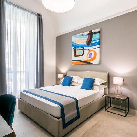 Bespoke Roma Suites ภายนอก รูปภาพ
