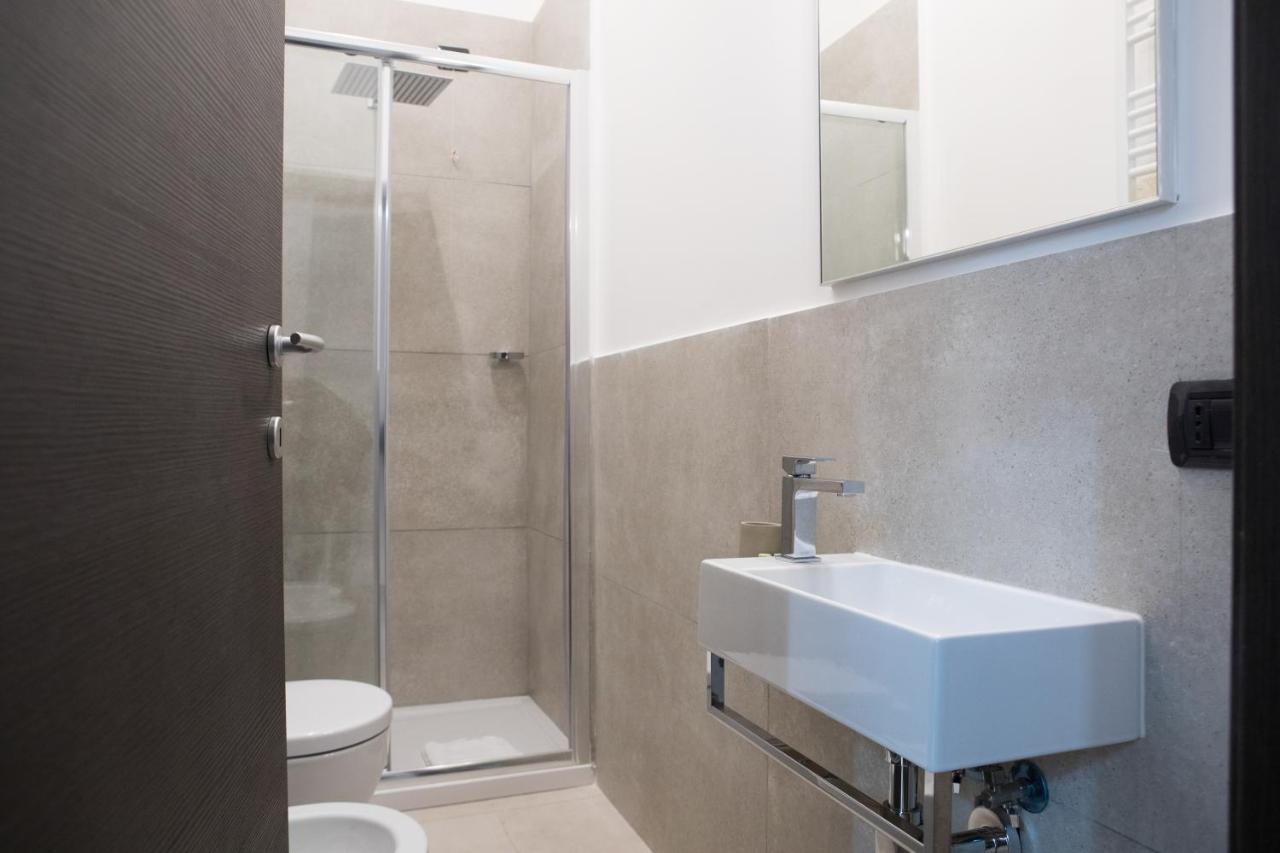 Bespoke Roma Suites ภายนอก รูปภาพ