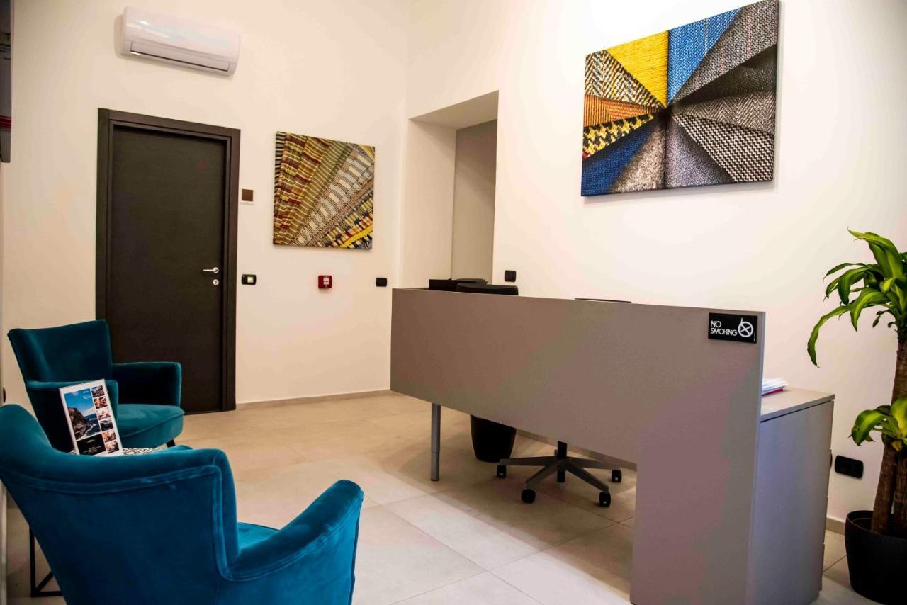 Bespoke Roma Suites ภายนอก รูปภาพ