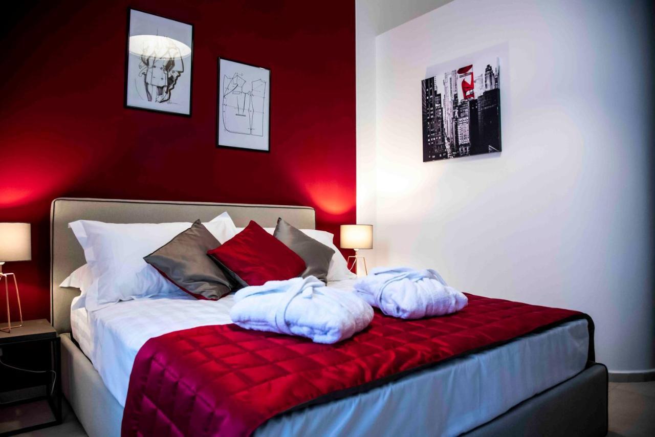 Bespoke Roma Suites ภายนอก รูปภาพ