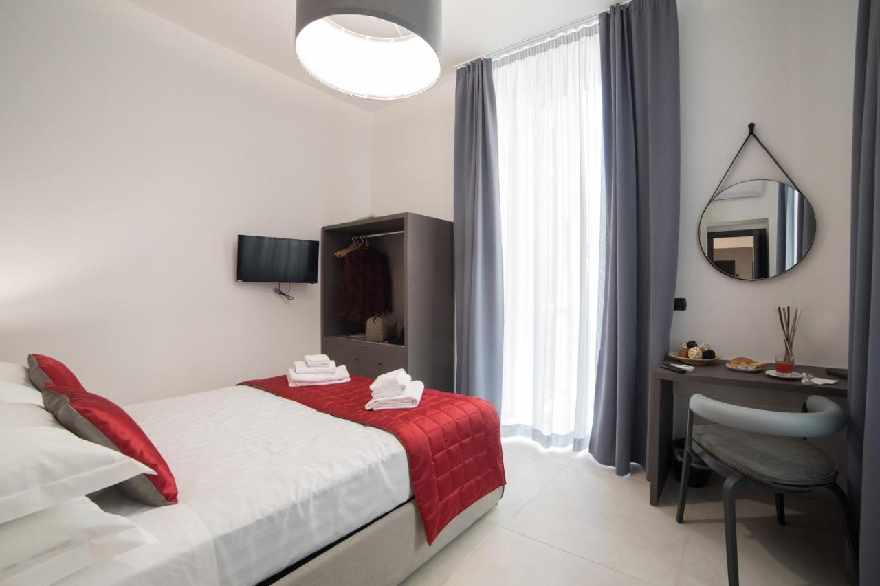 Bespoke Roma Suites ภายนอก รูปภาพ