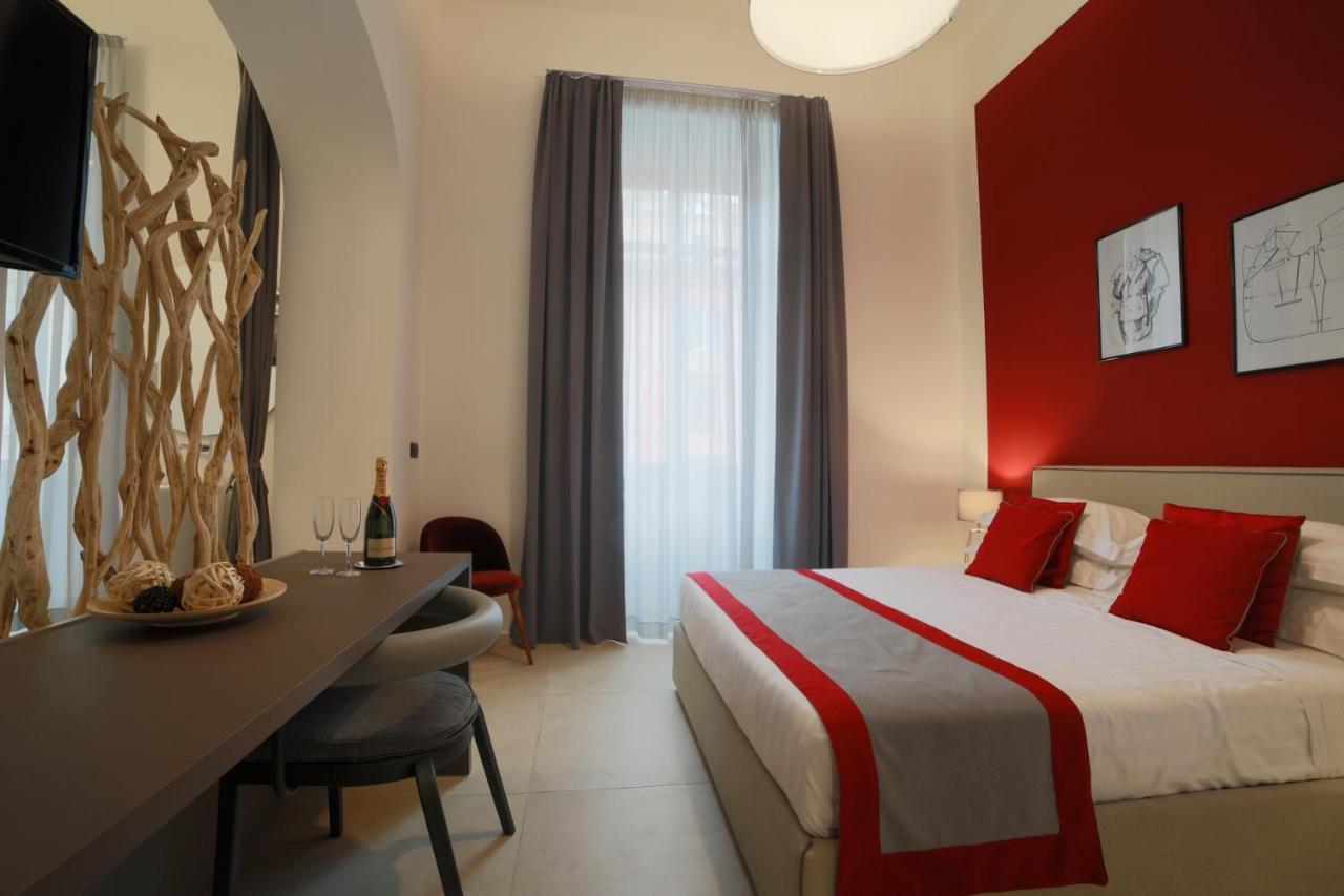 Bespoke Roma Suites ภายนอก รูปภาพ