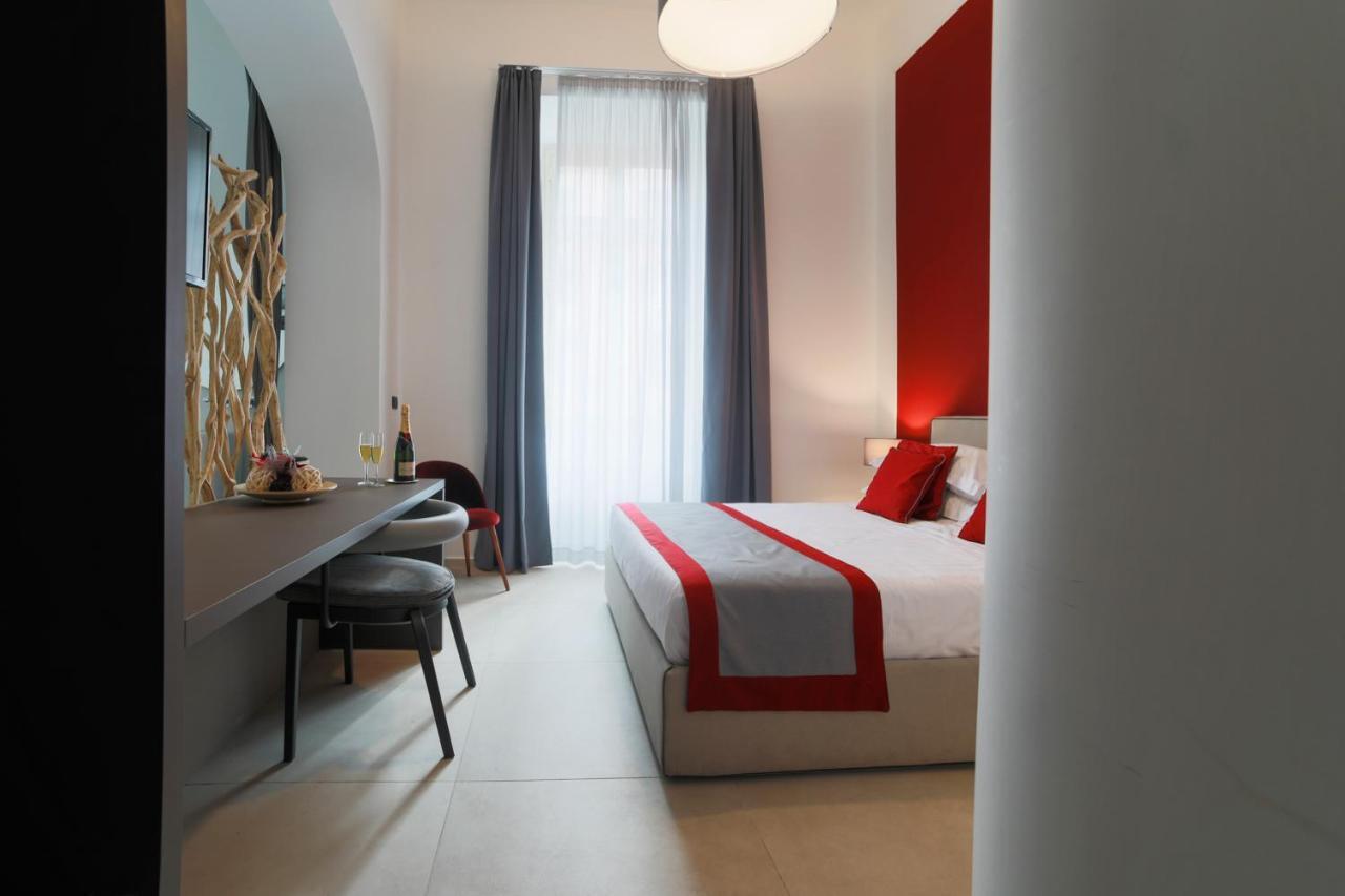 Bespoke Roma Suites ภายนอก รูปภาพ